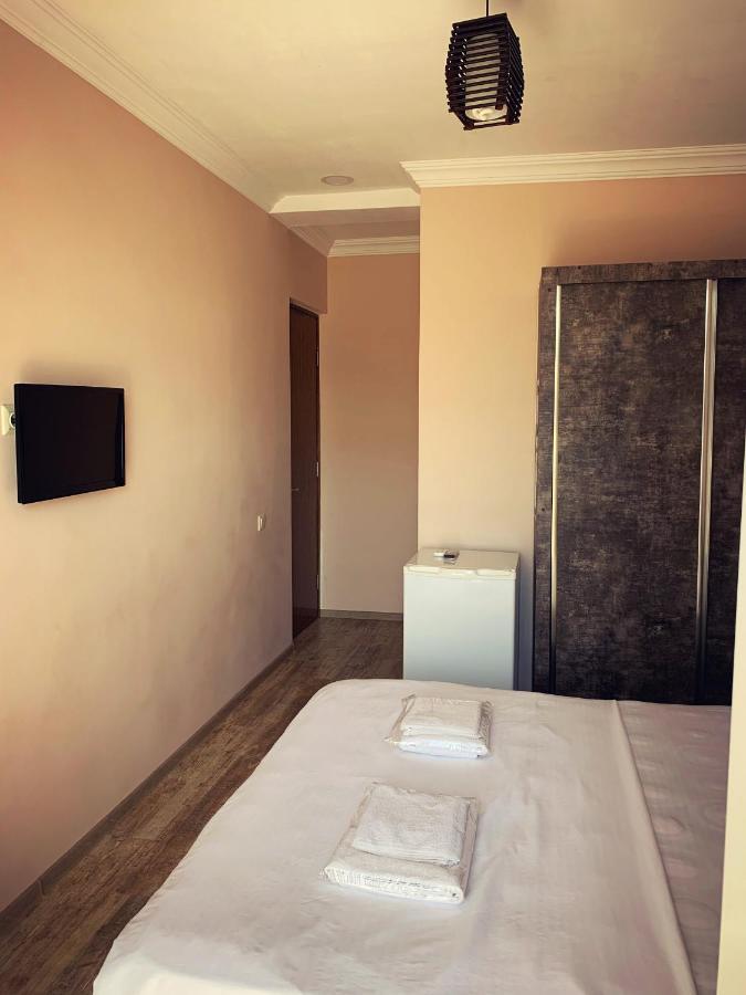 Hotel Crown Ureki Bagian luar foto