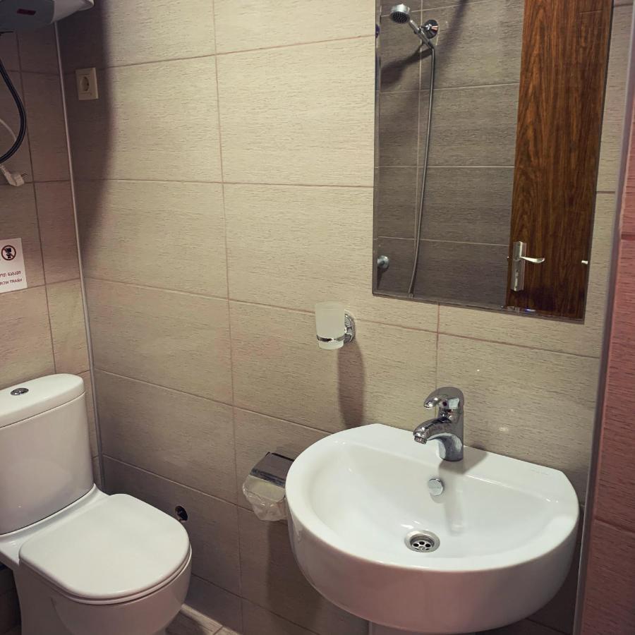 Hotel Crown Ureki Bagian luar foto