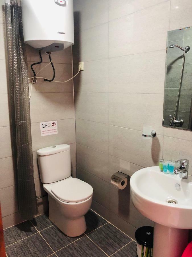 Hotel Crown Ureki Bagian luar foto